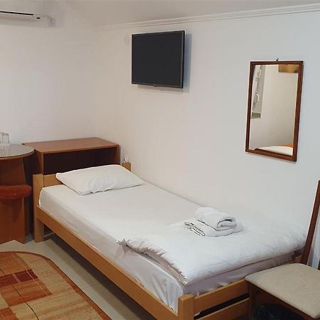 Rooms Gat Subotica Eksteriør bilde