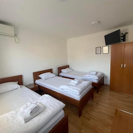 Rooms Gat Subotica Eksteriør bilde
